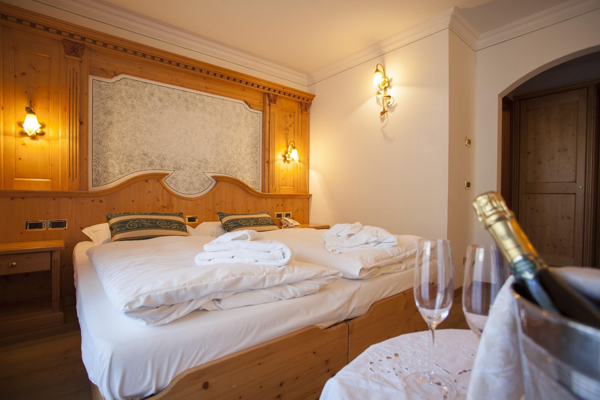 Hotel Chalet All'Imperatore Madonna Εξωτερικό φωτογραφία