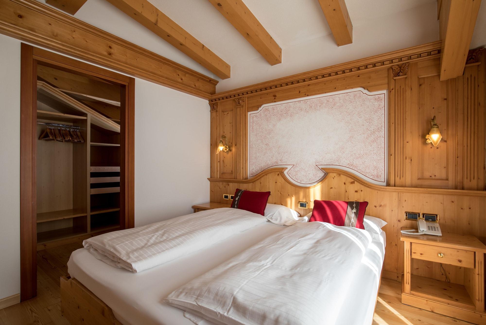 Hotel Chalet All'Imperatore Madonna Εξωτερικό φωτογραφία