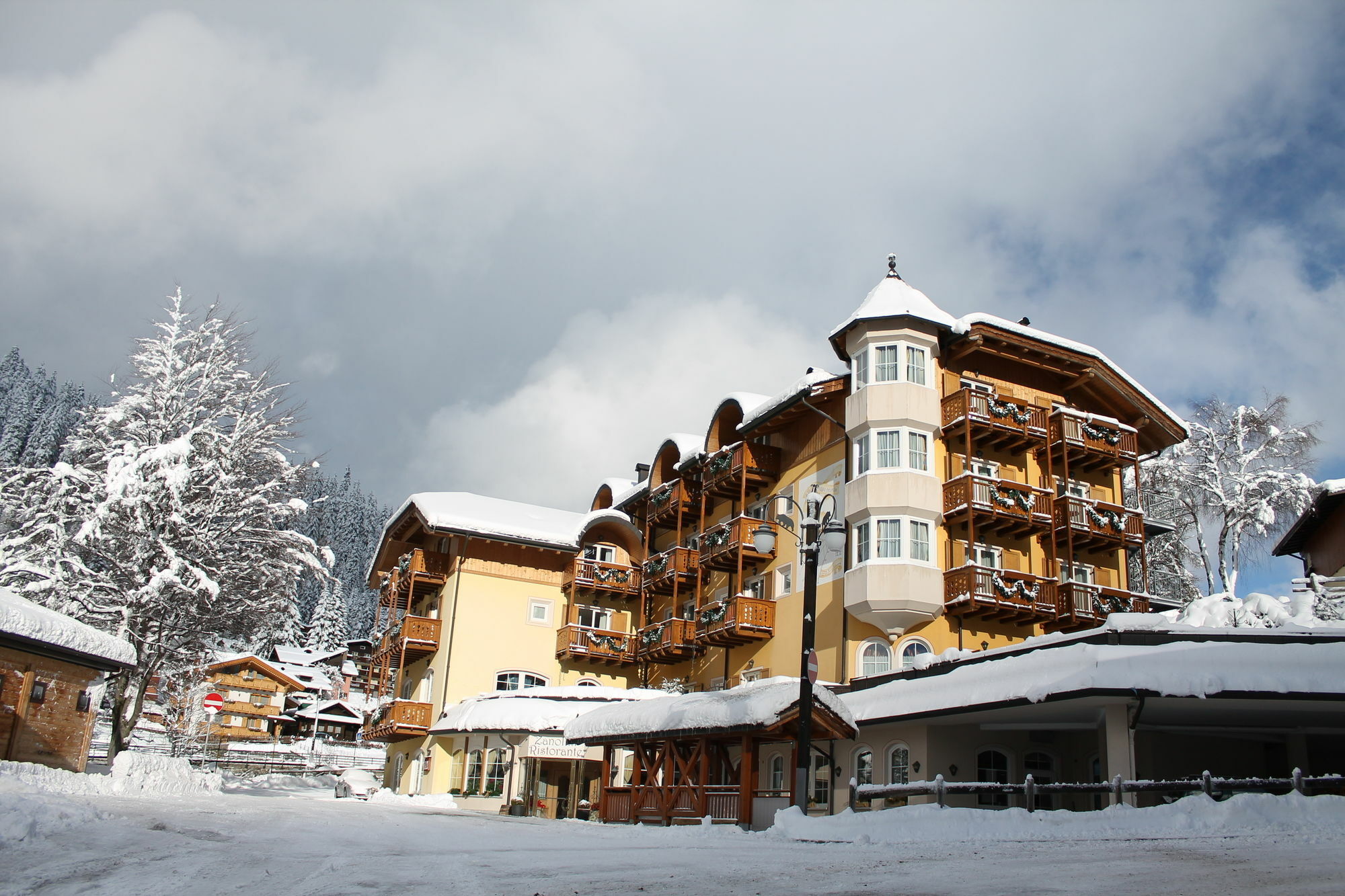 Hotel Chalet All'Imperatore Madonna Εξωτερικό φωτογραφία